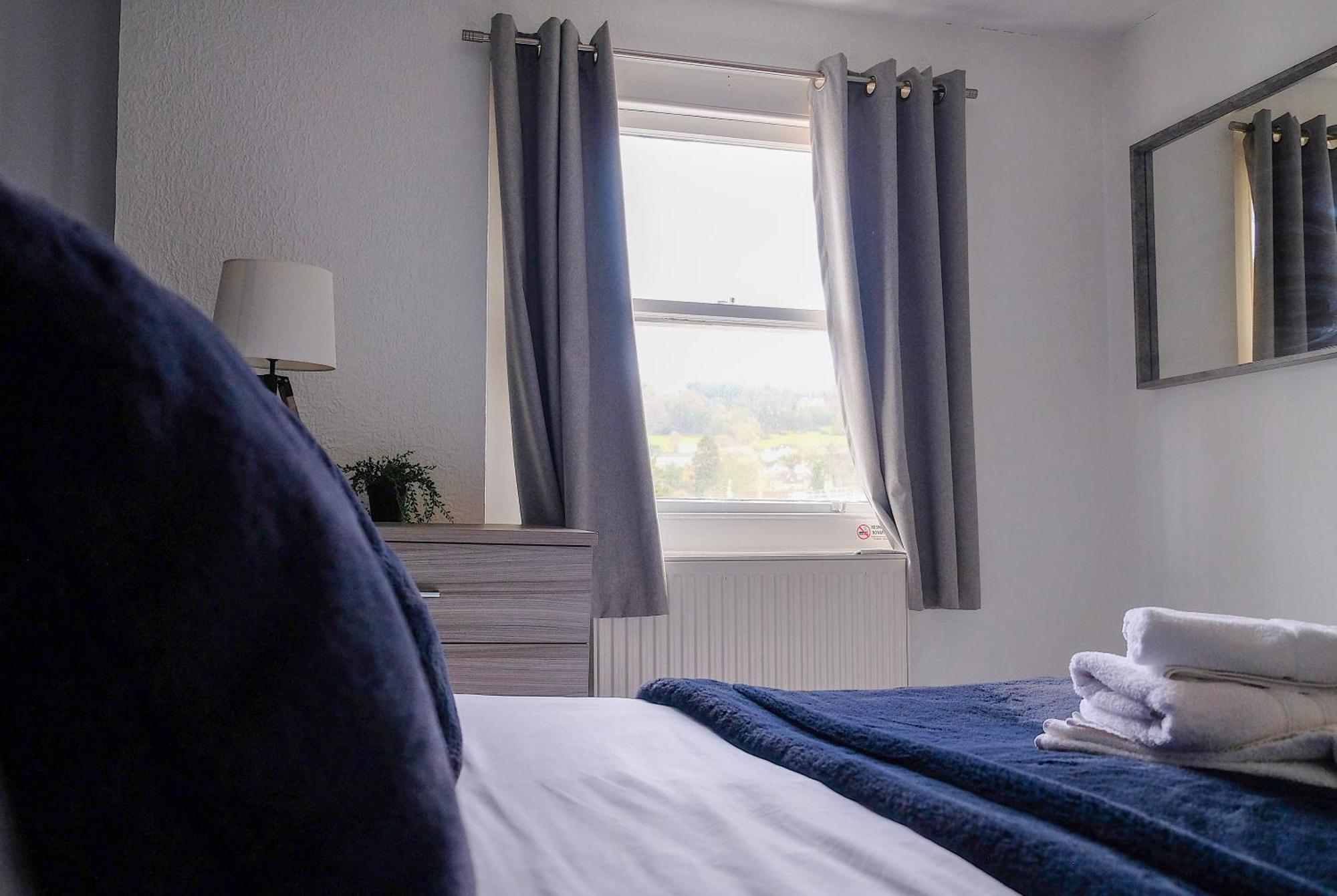 Spacious Georgian 3Bedroom Apartment- 10 Minute Walk To The River Avon, Roman Baths And Bath Abbey Eksteriør billede